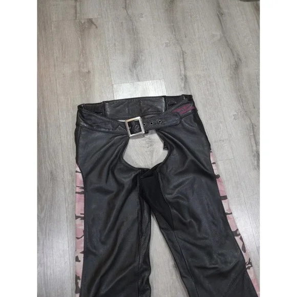 Harley Davidson Leather Chaps Womens Small Camo Riding Gear - Picture 3 of 14